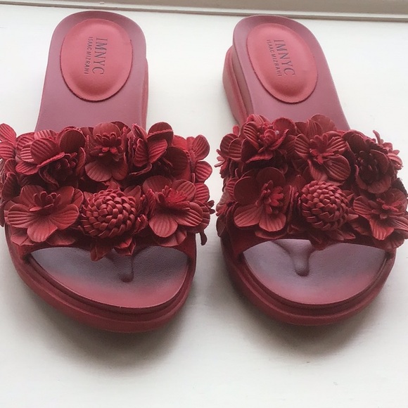Isaac Mizrahi floral beautiful sandals very good condition- size 6 - Picture 2 of 3